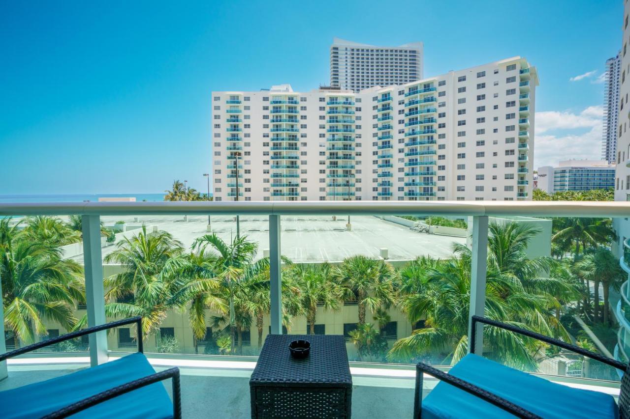 Modern 1 Bdr Oceanview With Direct Beach Access! Hollywood Eksteriør bilde